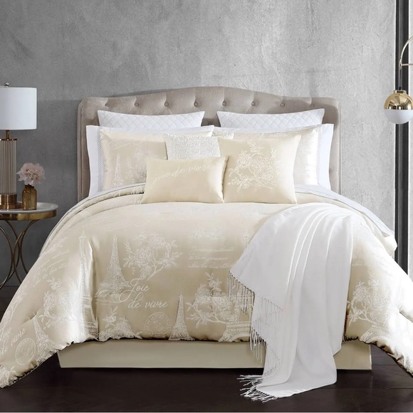 Hallmart Collectibles 13-Pc Paris Celeste Reversible Comforter Set New-Open Box - Picture 12 of 12